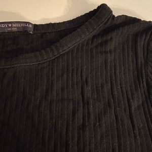 Brandy Melville Black shortsleeve crop top